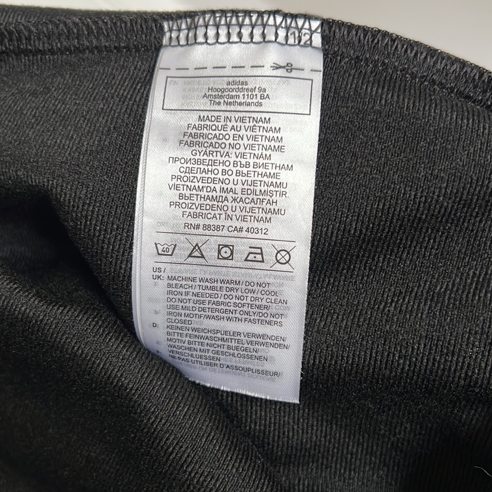 Adidas jacket - Picture 4 of 6